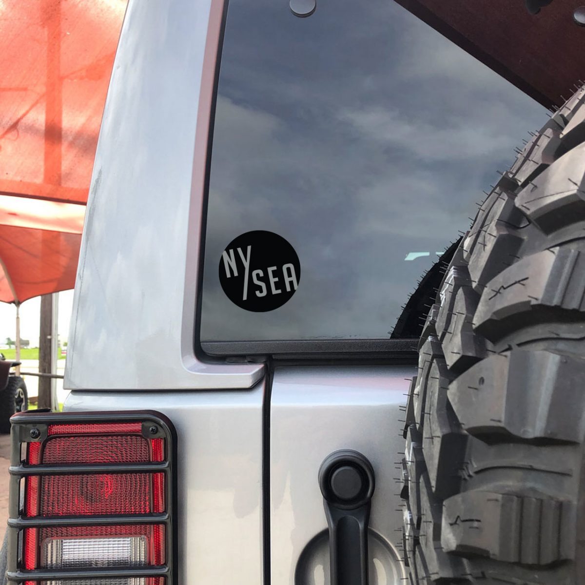 sticker-03-grey-jeep